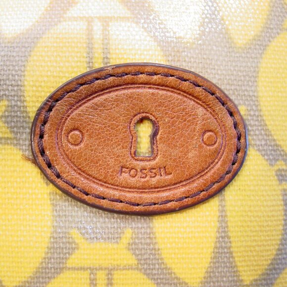 FOSSIL Keyper Ladybug Coated Canvas Zip Toiletry Cosmetic Makeup Pouch Case Bag - Picture 9 of 9